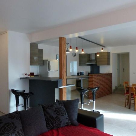 Maison Renovee Avec Cour Privee, Proche De Gannat, 3 Chambres, Animaux Acceptes, Equipements Modernes. - Fr-1-489-37 Poezat Εξωτερικό φωτογραφία