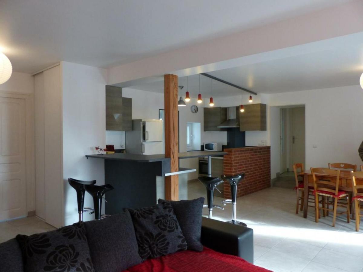 Maison Renovee Avec Cour Privee, Proche De Gannat, 3 Chambres, Animaux Acceptes, Equipements Modernes. - Fr-1-489-37 Poezat Εξωτερικό φωτογραφία