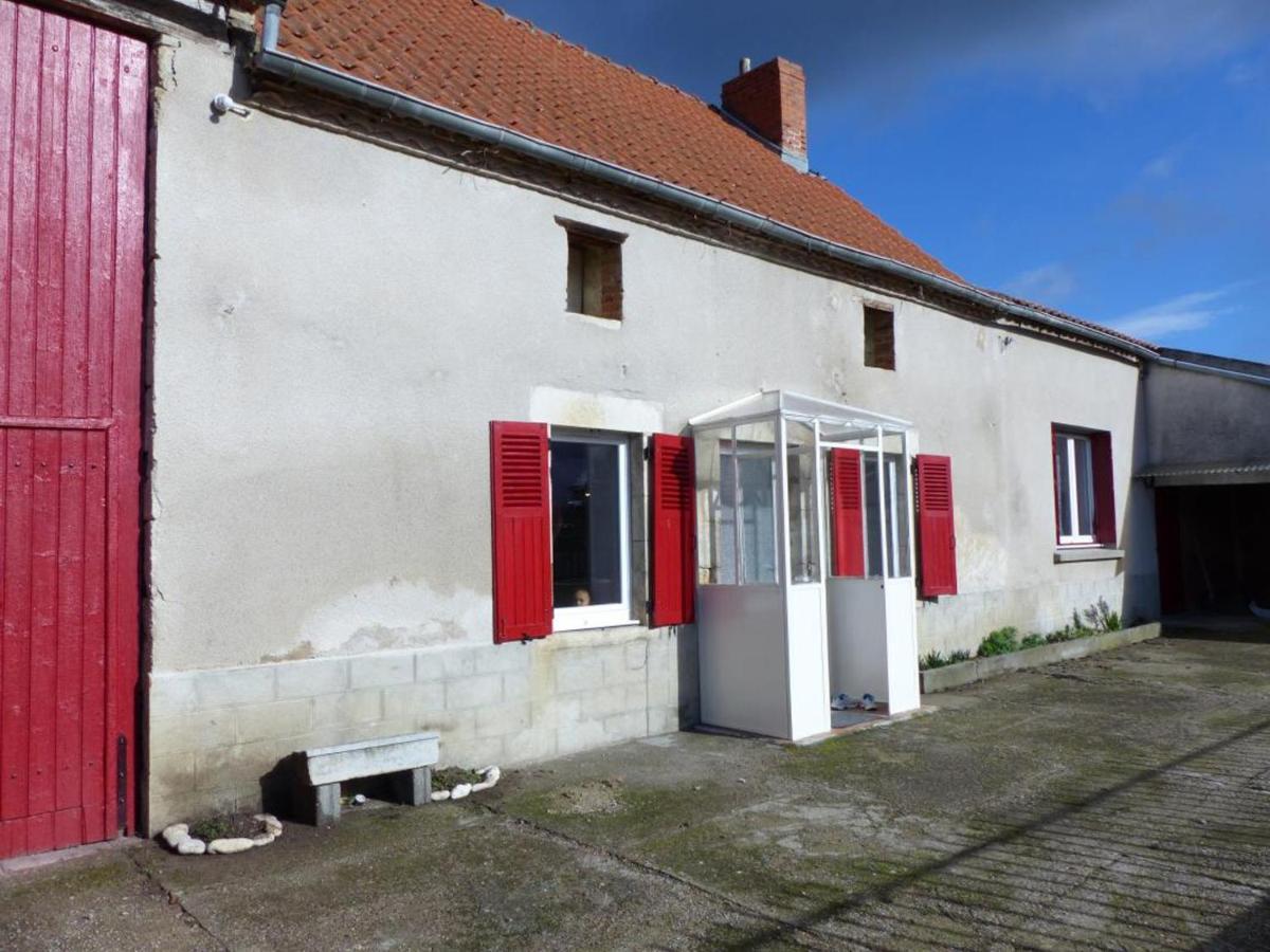 Maison Renovee Avec Cour Privee, Proche De Gannat, 3 Chambres, Animaux Acceptes, Equipements Modernes. - Fr-1-489-37 Poezat Εξωτερικό φωτογραφία